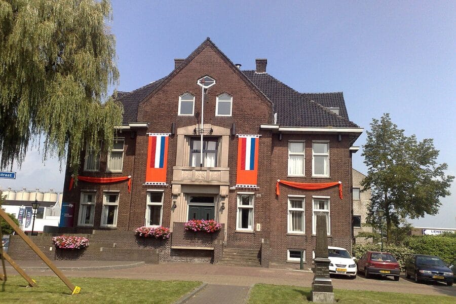Varsseveld_Roofiva_Dakdekker