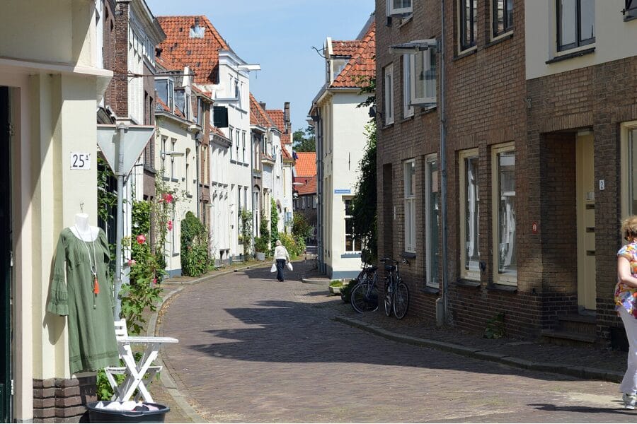 Zutphen_Roofiva_Dakdekker