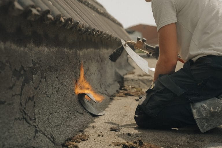 Spoedreparatie bij daklekkage