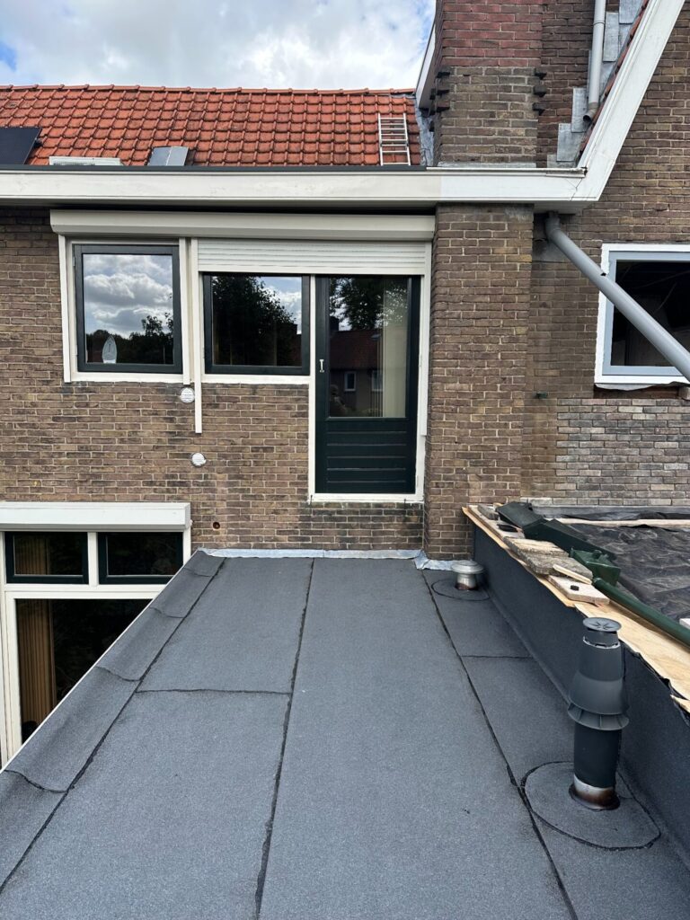 Dakrenovatie plat dak in Winterswijk